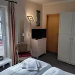 Am Weinbergschloss Πανσιόν Βάρεν