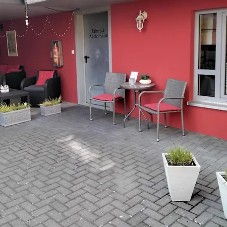 Am Weinbergschloss 3* Βάρεν