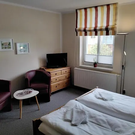 Am Weinbergschloss 3*